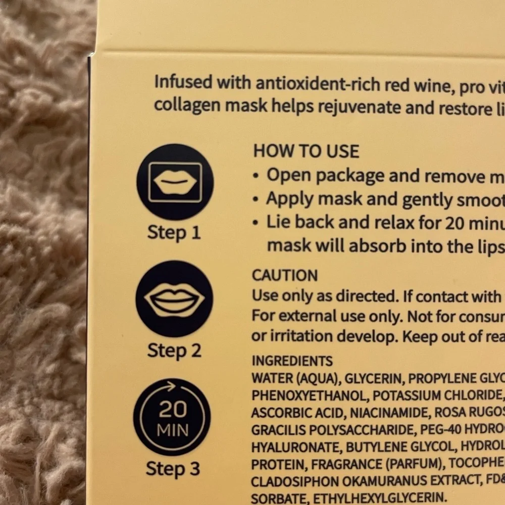 NWT Spalife Collagen Lip Masks Infused with Red Wine and Antioxidants